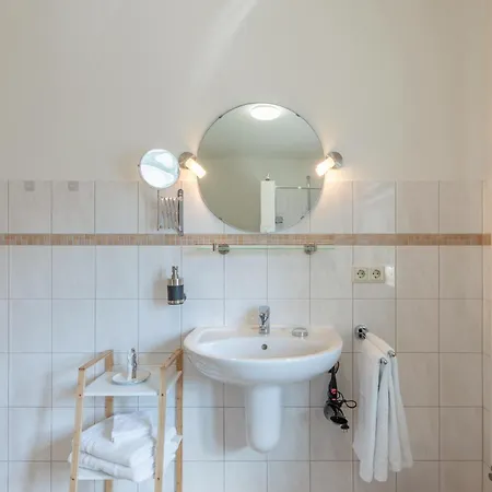 Holiday home Gaestehaus Vier Jahreszeiten