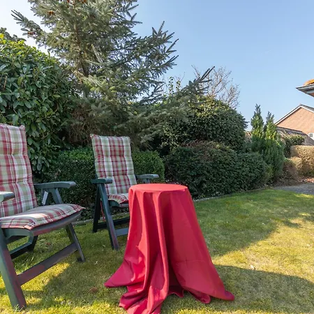 Gaestehaus Vier Jahreszeiten Holiday home *