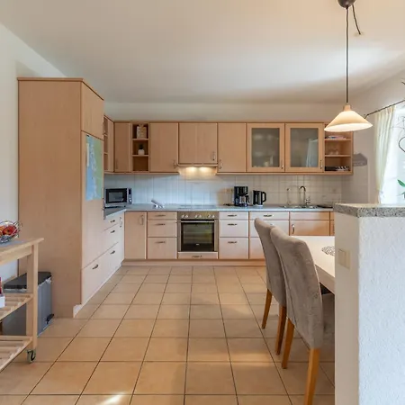 Gaestehaus Vier Jahreszeiten Holiday home Mildstedt